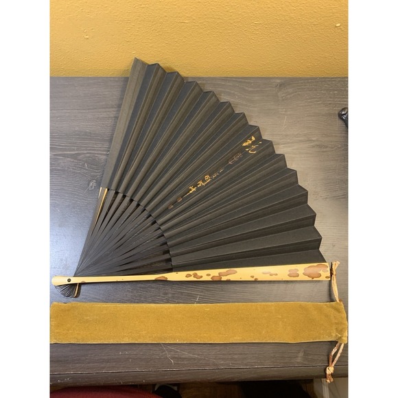 Vintage Chinese Folding Hand Fan Black Gold Kyosensu With Velvet Case - Picture 8 of 12